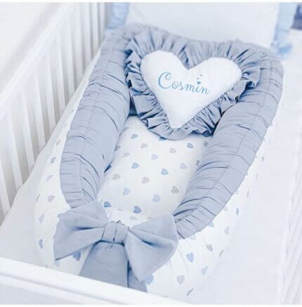 Cuib pentru bebelusi Baby Nest Gray Heart + pernuta personalizata cu nume