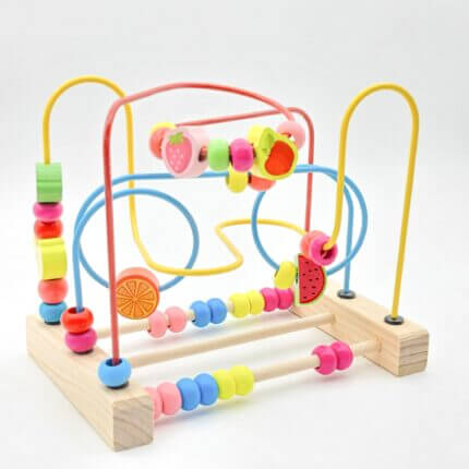 Labirint cu bile colorate si fructe model complex