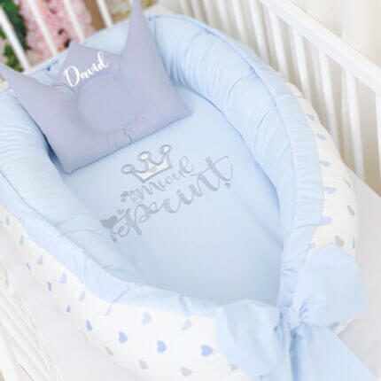 Cuib pentru bebelusi Baby Nest Micul Print Inimi bleu