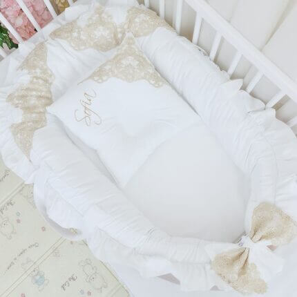 Cuib pentru bebelusi Baby Nest Elegance Alb/Auriu